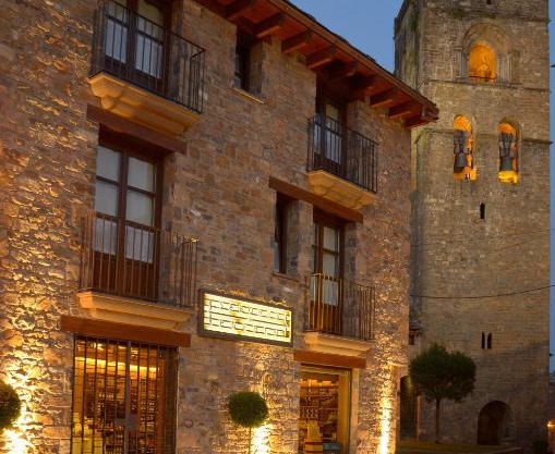 Apartamentos El Palacete de Ainsa
