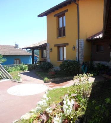 Apartamentos La Calvera