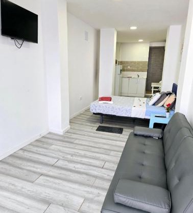 Apartamentos Lindux Airport
