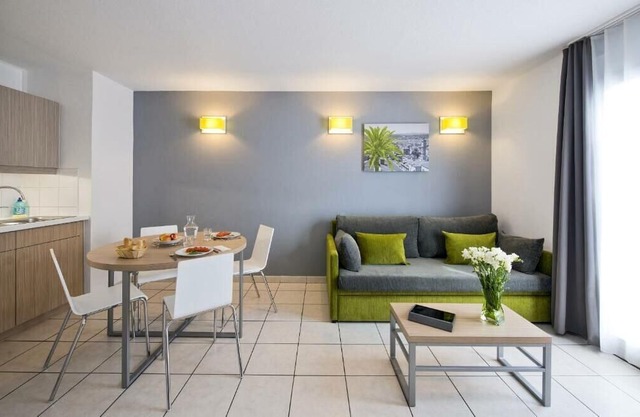 Aparthotel Adagio Acess Nice Magnan - 2 Rooms 4 People