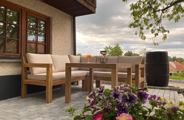 Apartment 'Schwarzwaldnest' with Private Terrace and Shared Garden