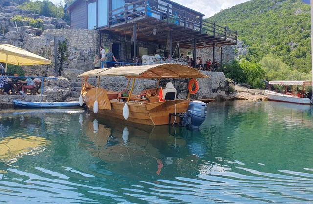 Apartmani karucki krs for 3 person