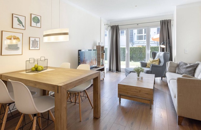 Apartment 2 with terrace in the Baltic Sea Lodge house in Scharbeutz