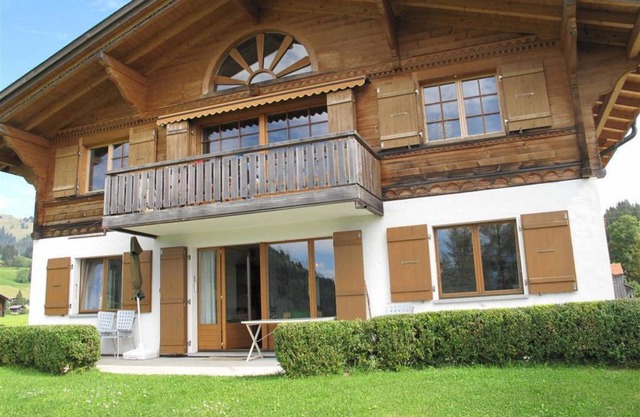 Apartment ∙ 3 bedrooms ∙ 6 guests