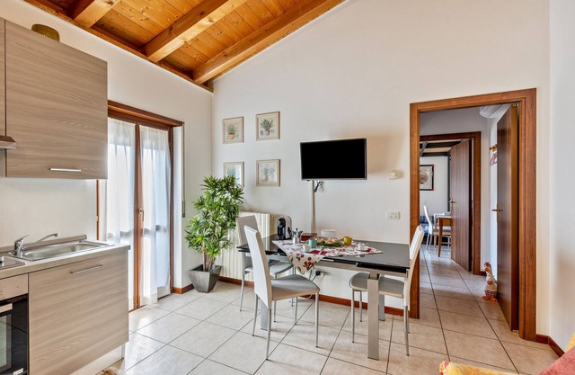 Apartment '38' with Shared Terrace and Balcony