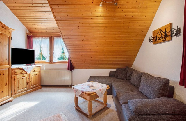 Apartment 3 with Shared Garden, Balcony and Wi-Fi