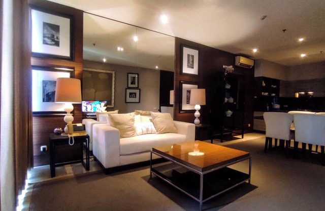 Apartment 3Br With River View In City Center At Sumatra36 Surabaya