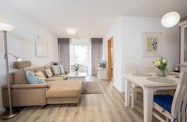 Apartment 5 with balcony in the residence in Kellenhusen
