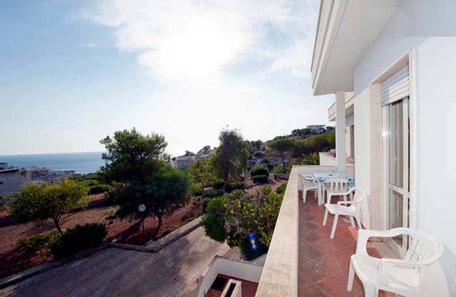 Apartment a few meters from the beach overlooking the sea