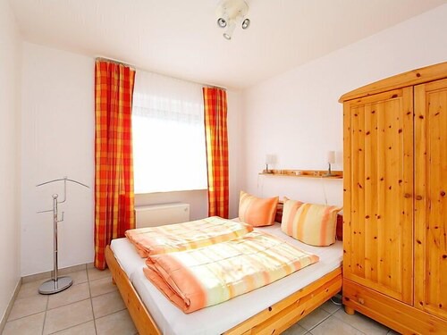 Apartment Achtern Diek in Norddeich - 4 persons, 2 bedrooms