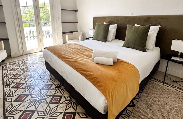 Apartment Alfia - Three Bedroom Villa, Sleeps 6