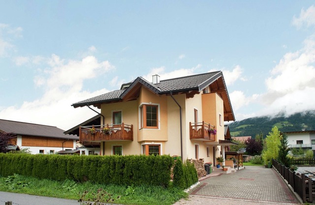 Apartment in Altenmarkt near Ski Lifts