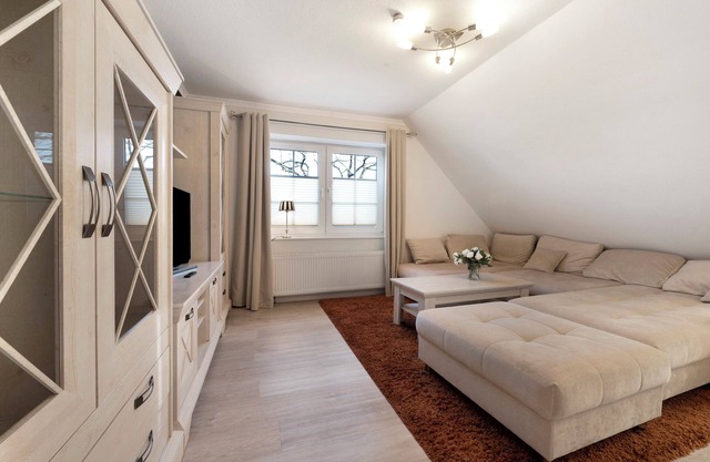 Apartment 'Aurich' with Balcony and Wi-Fi