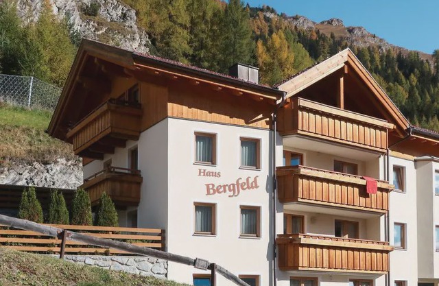 Apartment Bergfeld (SIX172) in Spiss-Samnaun - 4 persons, 1 bedrooms