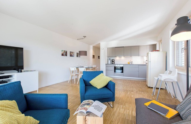 Apartment 'Busch' with Lake View, Balcony and Wi-Fi