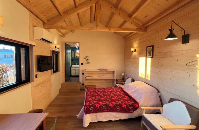 Apartment 'Cabane' with Wi-Fi and Air Conditioning
