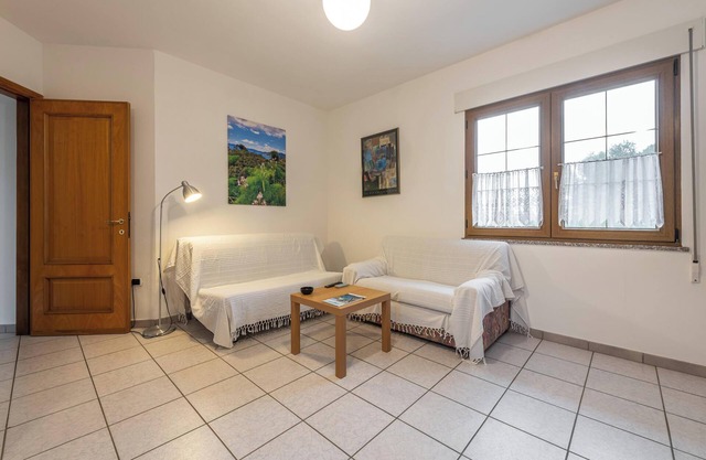 Apartment Casa Colonia 1 with Sea View, Shared BBQ and Wi-Fi