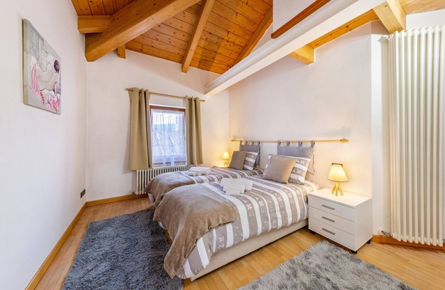 Apartment 'Casa Felice Venas' with Mountain View, Balcony and Wi-Fi