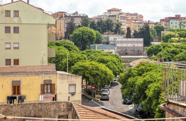 Apartment 'Casa Rosello' with Private Terrace, Wi-Fi and Air Conditioning