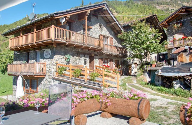 Apartment Chalet Ad Lignum (VGB301) in Allein - 4 persons, 1 bedrooms
