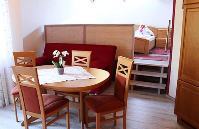 Apartment 'D' with Shared Garden, Balcony and Wi-Fi