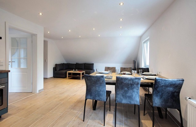 Apartment 'Schwarzwälder Kirschtorte' with Wi-Fi