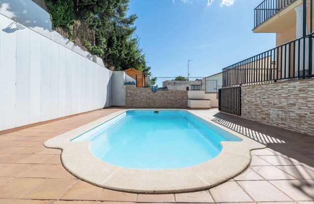Apartment 'Dorada 2-2' with Shared Pool, Shared Garden and Wi-Fi