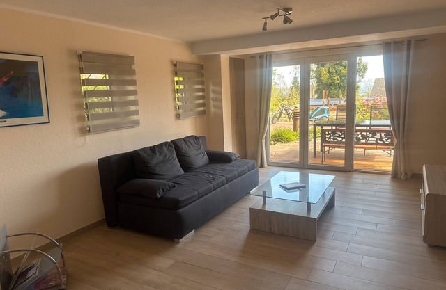 Apartment Eckernförde with Sea View, Garden & Wi-Fi