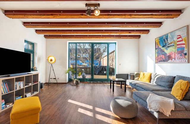 Apartment 'Elbloft Radebeul Mit' with Private Terrace and Wi-Fi