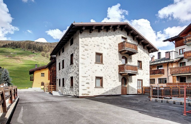 Apartment 'Elisabetta n2' with Mountain View & Wi-Fi