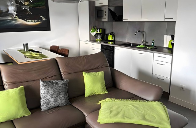 Apartment 'Ferienwohnung 11' with Shared Terrace, Balcony and Wi-Fi