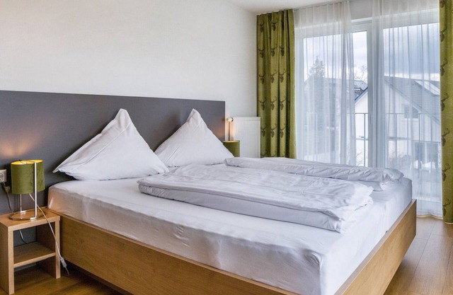Apartment 'Ferienwohnung Schauinsland' with Balcony and Wi-Fi