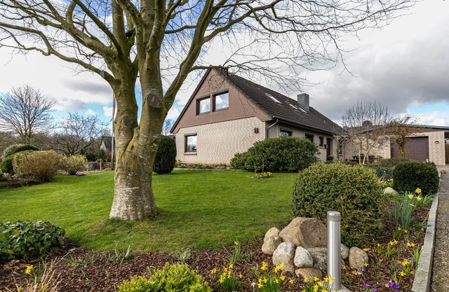Apartment 'Ferienwohnung Hennig' with Private Garden and Wi-Fi