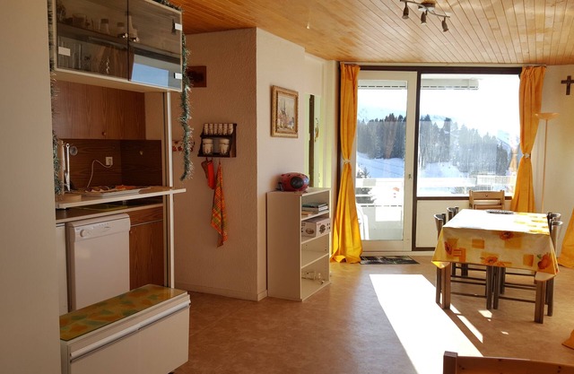 Apartment/flat - CHAMROUSSE directly on the ski run