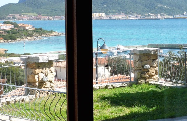Apartment/flat with garden and wonderful view over the Sea