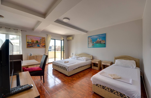 Apartment for families with sea view in Herceg Novi