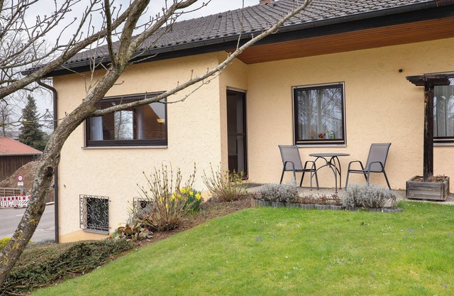 Apartment 'Grözinger' with Shared Terrace and Wi-Fi
