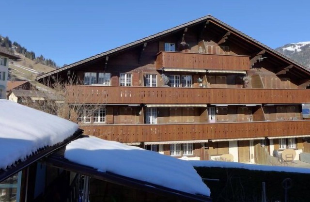 Apartment Gentiane in Zweisimmen - 5 persons, 3 bedrooms