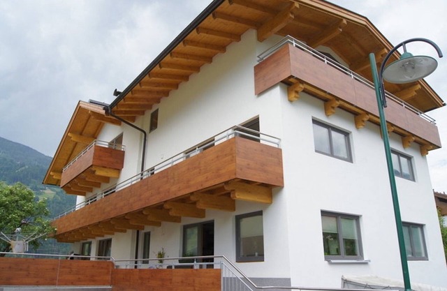 Apartment "Gertis Top 1" with Mountain View, Wi-Fi & Balcony