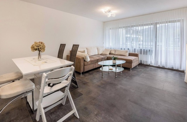 Apartment 'Heidi's Dihei' with Garden & Wi-Fi