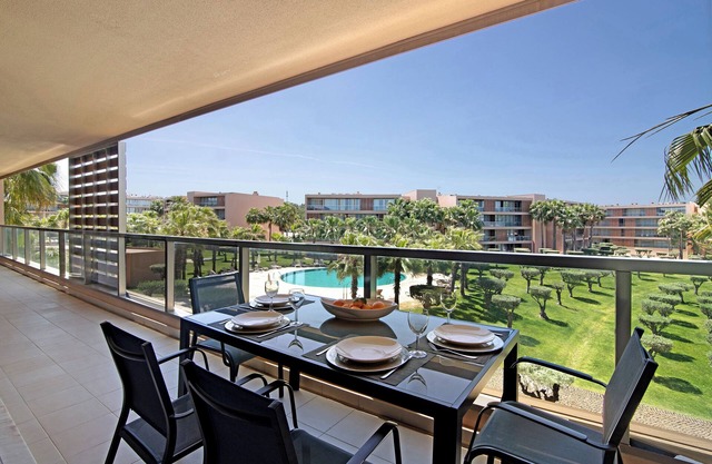 'Apartment Herdade dos Salgados' close to the Beach with Shared Pool & Wi-Fi