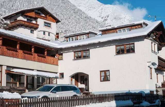 Apartment Huber in Grins, Arlberg - 5 persons, 3 bedrooms