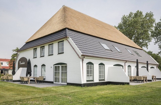 Apartment in tasteful farmhouse in De Cocksdorp, on the Wadden island of Texel