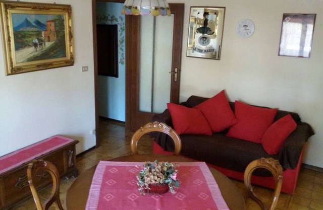 Apartment 'Il Nido nel Borgo Bello' with Mountain View