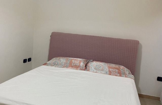Apartment in a private park with concierge service Video guarded