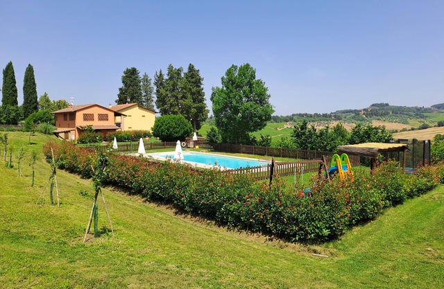 Apartment in farmhouse with swimming pool