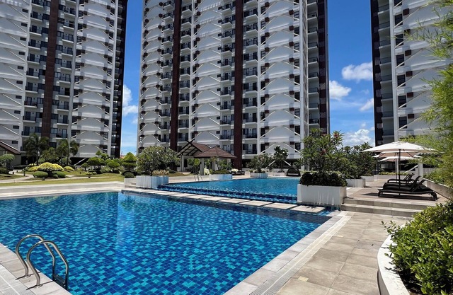 APARTMENT IN LAPU-LAPU CITY RESORT TYPE-Near Mactan Airport 60 SQM.WITH 2BR