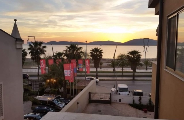 Apartment in Lido beachfront center with sea view terrace and Wi-Fi