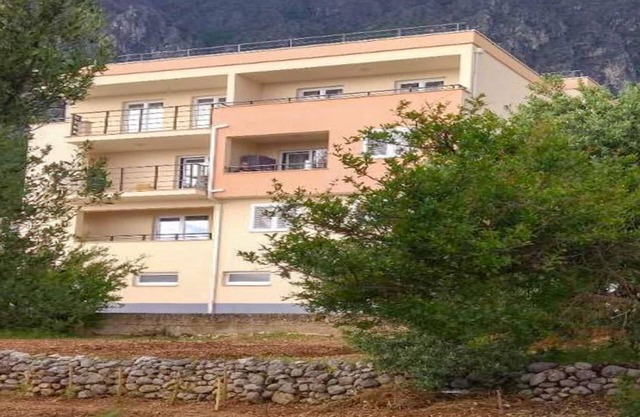 Apartment in Makarska near Biokovo Mountains