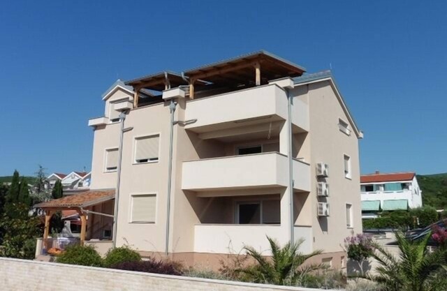 Apartment in Punat with Loggia, Air condition, WIFI, Washing machine (4534-1)